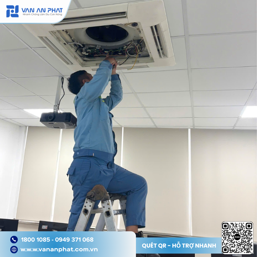 vụ vệ sinh máy lạnh quận Tân Phú