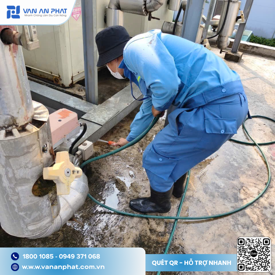vụ vệ sinh máy lạnh quận Tân Phú
