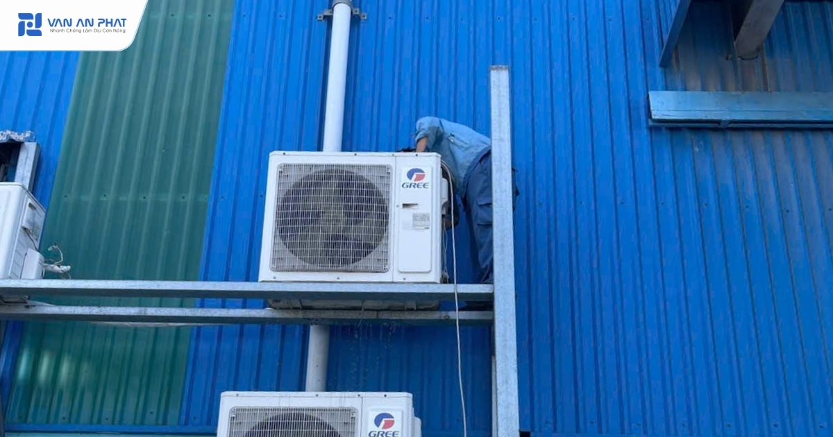 vệ sinh cục nóng máy lạnh định kỳ 